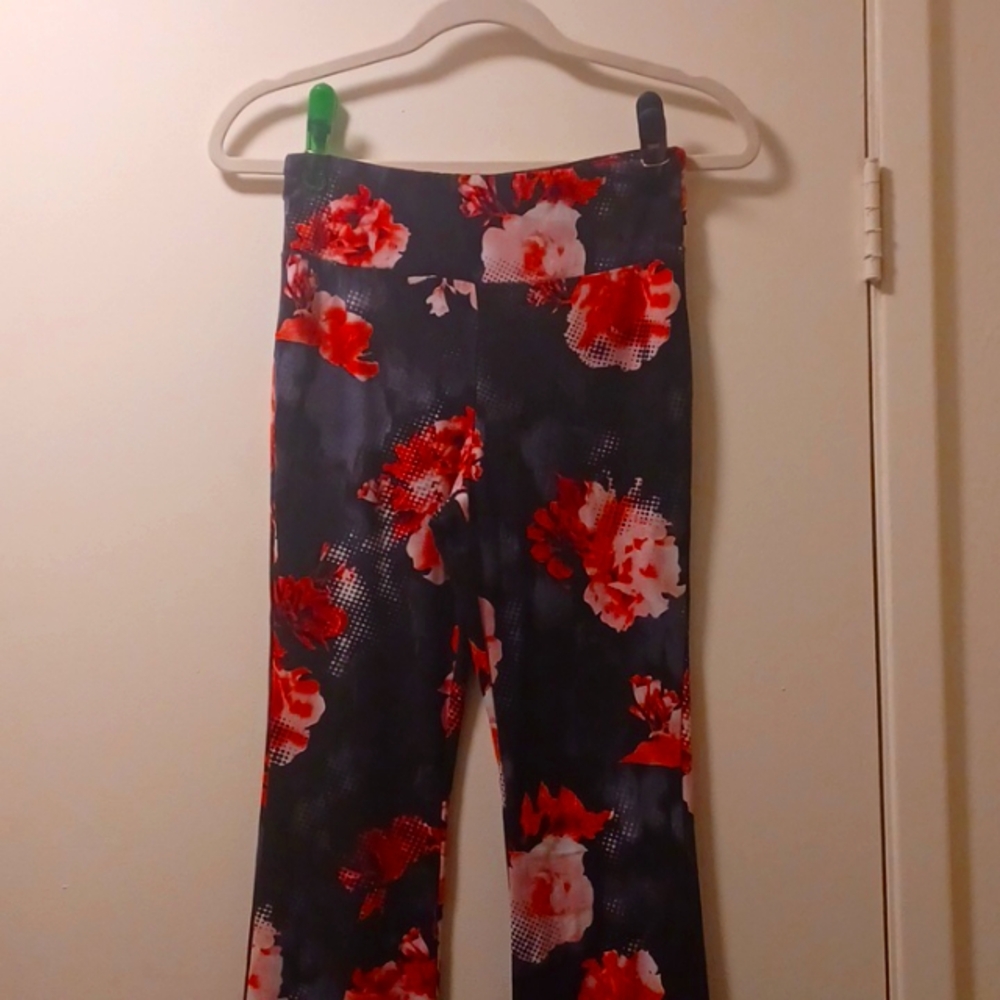No Boundaries Yellow and Black Plaid Track Pants - Picture 2 of 8